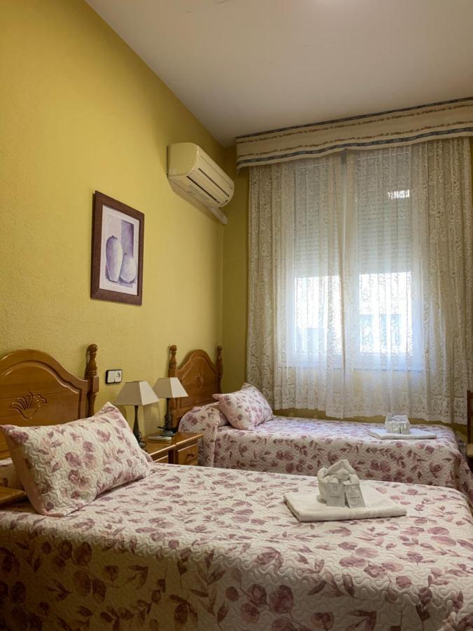 Hostal Internacional Мадрид Екстер'єр фото